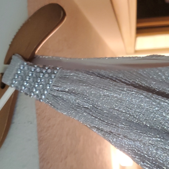 Cache dress - Picture 7 of 8